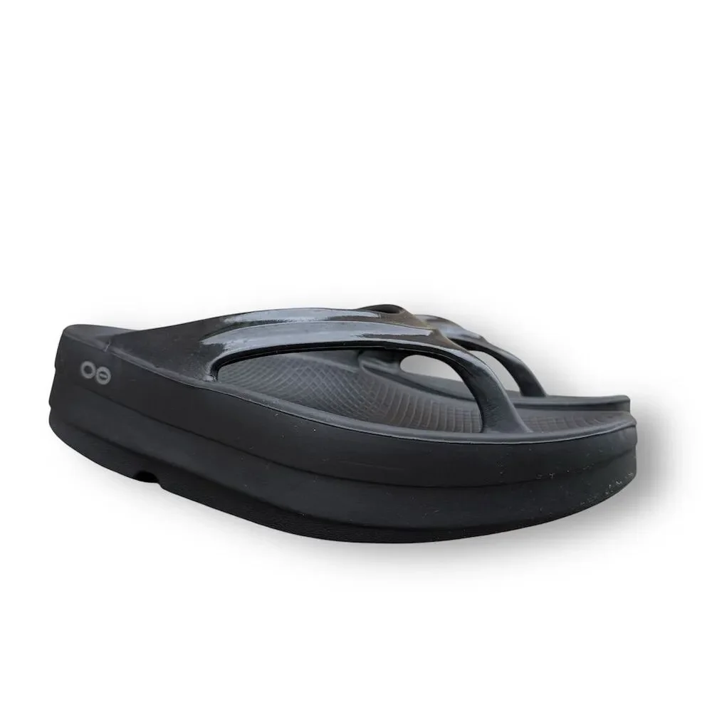 OOFOS Women's Black Comfort Sandals - Picture 6 of 14